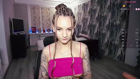 Birdy online show from 03-11-25, 06:19