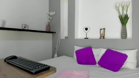 little_carolain online show from 12-03-24, 03:09