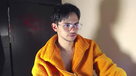 Daniel online show from 11-19-25, 03:06