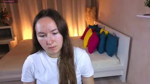 Snapshot of little_doll_meow chatting on 09-12-25, 02:55 Alexandra online show from 09-12-25, 02:55