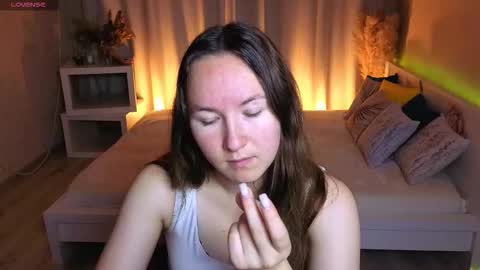Snapshot of little_doll_meow chatting on 10-09-25, 02:53 Alexandra online show from 10-09-25, 02:53