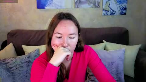 Snapshot of little_doll_meow chatting on 10-16-25, 03:07 Alexandra online show from 10-16-25, 03:07