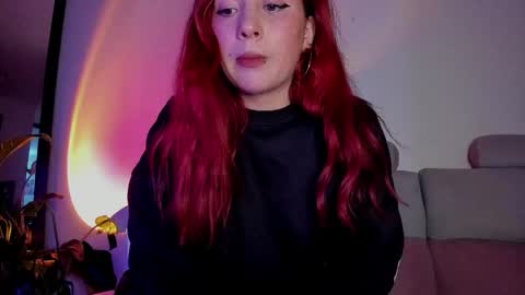 Snapshot of little_emilyd chatting on 05-03-26, 02:39 Emily online show from 05-03-26, 02:39