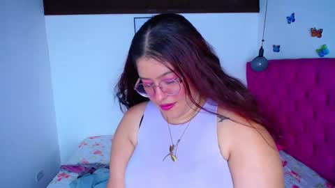 mai rojas online show from 03-01-25, 01:22
