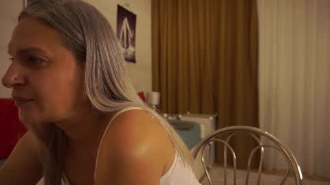 Snapshot of little_heart_andreea chatting on 11-03-25, 06:09 little_heart_andreea online show from 11-03-25, 06:09