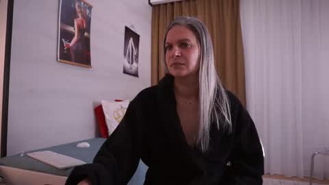 Snapshot of little_heart_andreea chatting on 11-04-25, 07:24 little_heart_andreea online show from 11-04-25, 07:24