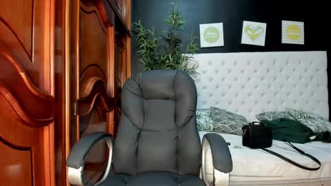 little_jheimy online show from 02-21-25, 07:10