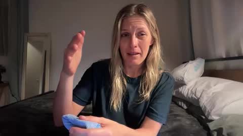 little lies online show from 11-15-25, 04:43