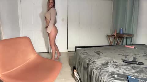 little lies online show from 11-21-25, 03:16