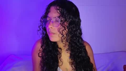 little_lilith_apple online show from 10-10-25, 07:35