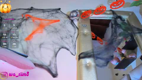 Eva online show from 10-30-25, 07:58