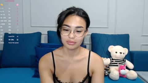 Snapshot of little_v1rgin_angel chatting on 09-24-25, 01:25 Kwan online show from 09-24-25, 01:25