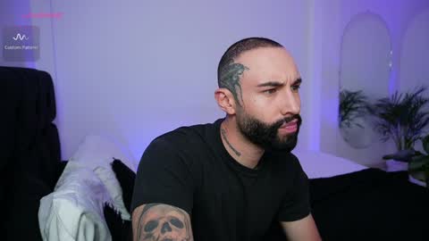 Snapshot of little_vannesaa chatting on 01-14-25, 01:47 little_vannesaa online show from 01-14-25, 01:47