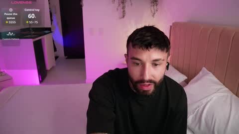 Snapshot of little_vannesaa chatting on 03-16-26, 09:19 little_vannesaa online show from 03-16-26, 09:19