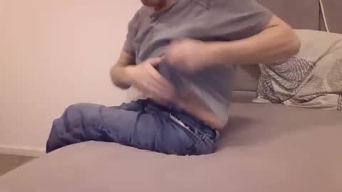 Snapshot of little_willy82 chatting on 03-18-26, 08:28 Willy online show from 03-18-26, 08:28