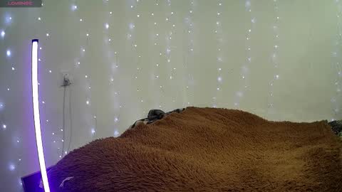 LittleAhWitch online show from 09-26-25, 09:46