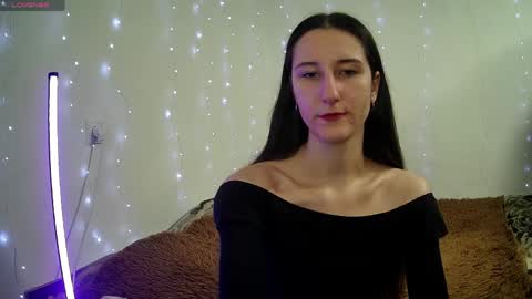 LittleAhWitch online show from 04-01-26, 09:10
