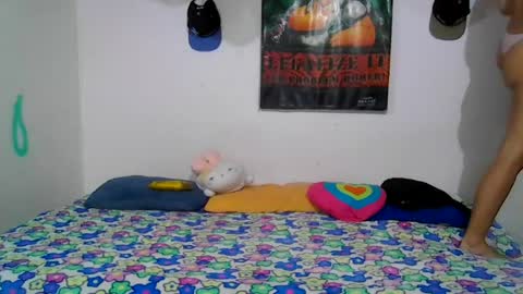 Snapshot of littleannyone1 chatting on 06-23-26, 07:23 Little Anny online show from 06-23-26, 07:23