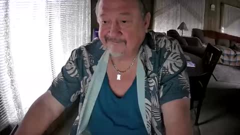 Littled83057 online show from 02-04-25, 06:38