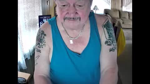 Littled83057 online show from 10-02-25, 05:42