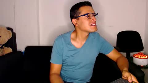 Manu online show from 09-29-25, 03:00