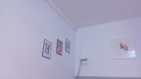 Emily  online show from 04-05-26, 12:35