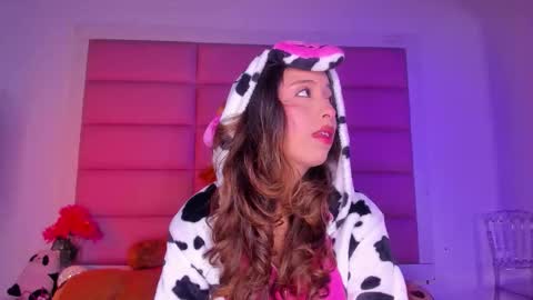 littlee_emma_ online show from 01-11-26, 03:55