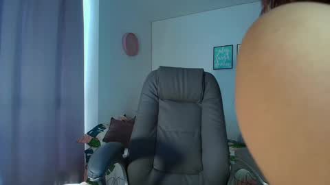 Sophie online show from 12-02-24, 02:08