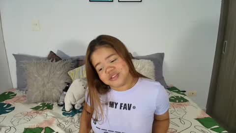 Sophie online show from 09-20-25, 06:09