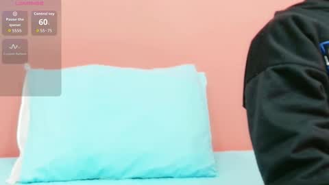 Tania  online show from 10-25-25, 03:03