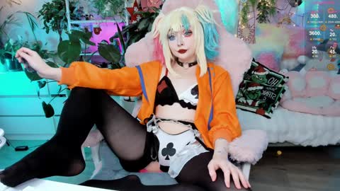 Riza Riri Puff  online show from 01-12-25, 04:08