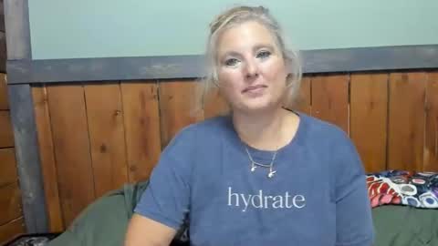 lisanixs online show from 10-03-25, 06:16