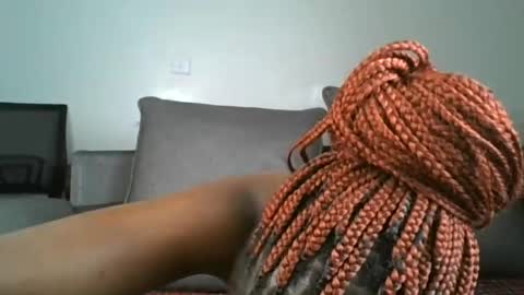 Snapshot of littlemariah chatting on 06-18-26, 06:56 littlemariah online show from 06-18-26, 06:56