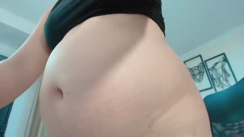 Sarahs Room online show from 06-25-26, 12:54