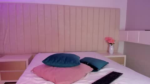 im olivia IG littleolivia01 online show from 03-11-26, 02:01