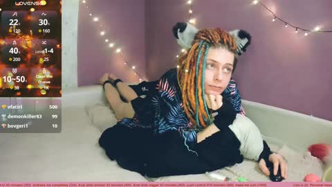 Felix online show from 12-22-24, 01:33