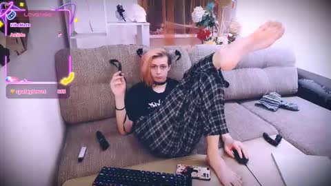 Felix online show from 11-29-25, 08:28