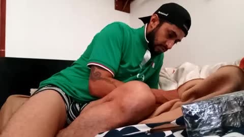 Snapshot of littlepornstars chatting on 09-08-25, 03:11 Kruger and girls online show from 09-08-25, 03:11