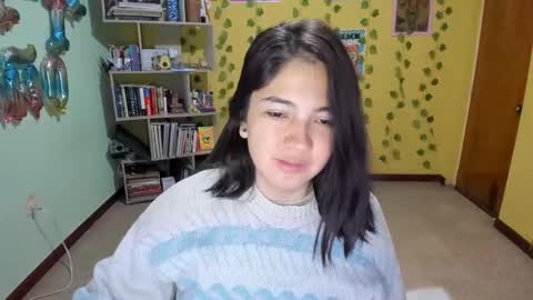 Mia  Wednesday to Sunday 730 am to 1030 am Colombian Hour D online show from 03-09-25, 12:09