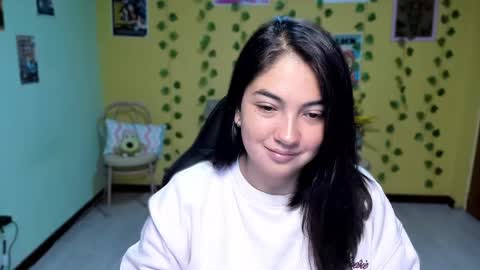 Mia  Wednesday to Sunday 730 am to 1030 am Colombian Hour D online show from 05-23-26, 05:12