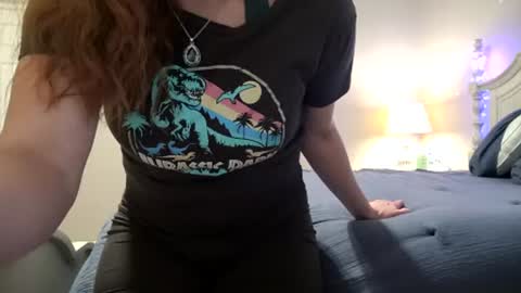 Snapshot of littlered_6969 chatting on 06-16-26, 06:16 littlered_6969 online show from 06-16-26, 06:16