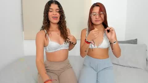 - Eileen - Izzy - Stiven online show from 04-27-26, 02:53