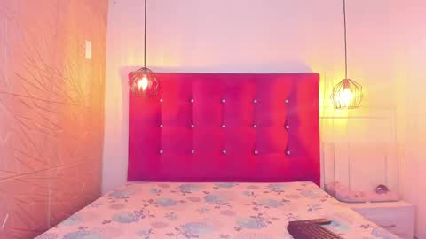 littlesophiie_ online show from 03-05-25, 11:28