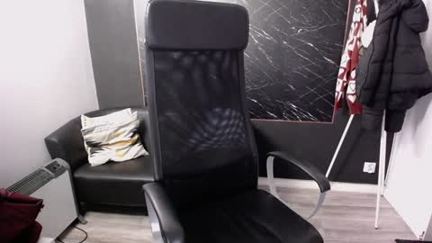 Snapshot of littleviki_ chatting on 12-05-24, 09:17 Viki online show from 12-05-24, 09:17