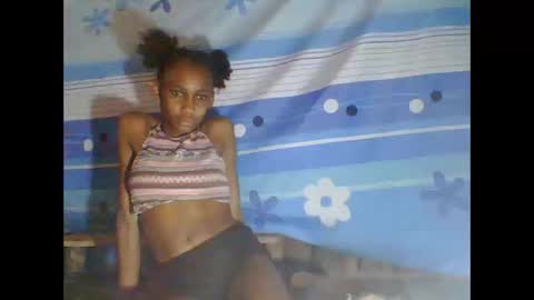 yanah online show from 10-25-25, 08:22