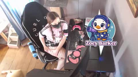 Snapshot of littlezoey2007 chatting on 09-20-25, 06:03 littlezoey2007 online show from 09-20-25, 06:03