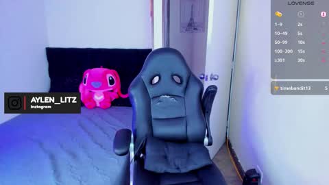 Snapshot of litz_81 chatting on 11-29-25, 08:12 litz_81 online show from 11-29-25, 08:12