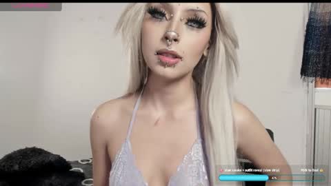 Liu help me to reach 100 thumps up daddy online show from 04-18-26, 06:34