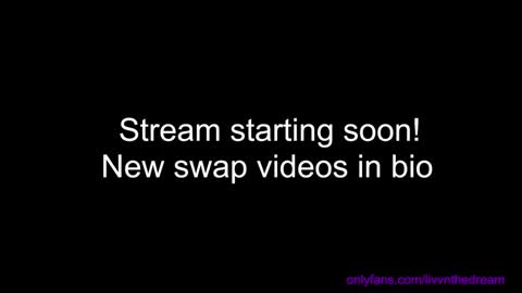 Snapshot of livanddrew chatting on 02-03-25, 03:59 Liv and Drew online show from 02-03-25, 03:59