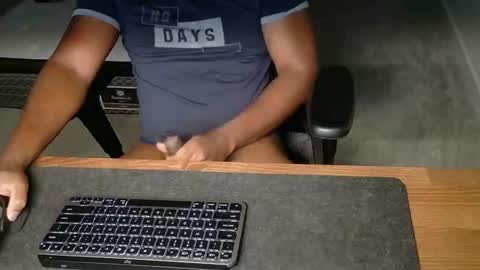 livetribber online show from 04-29-26, 11:25